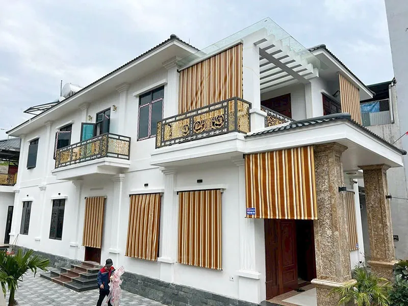 Bạt che nắng mưa giá rẻ tại Hoài Đức Bạt che ban công lắp cho biệt thự tại Hoài Đức