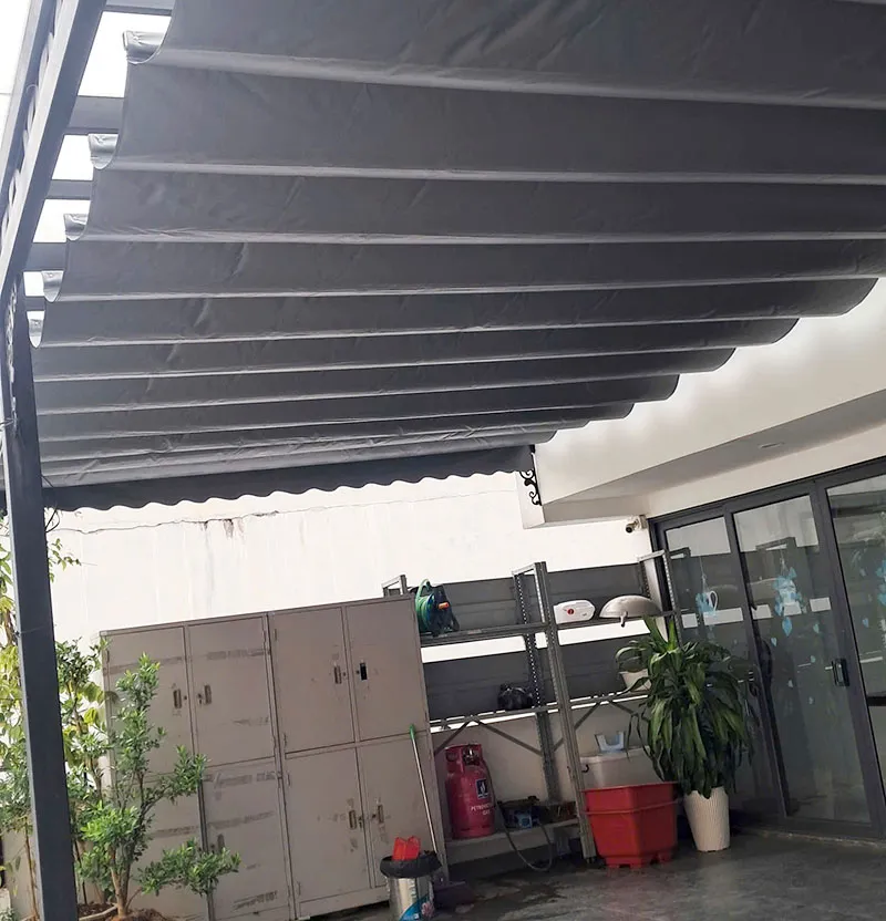 Bạt mái xếp lắp đặt tại Hoàng Mai