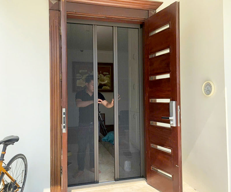 cửa chống muỗi cửa đi