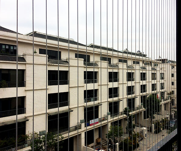 lưới an toàn tại royal city
