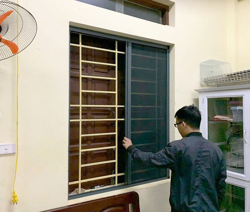 ứng dụng cửa xếp kéo lắp cửa sổ