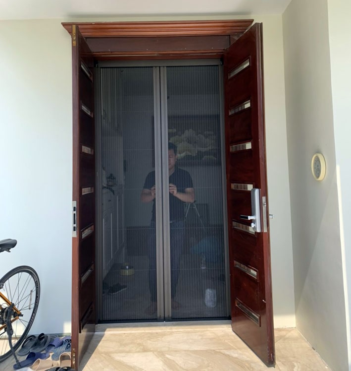 Thi công cửa xếp lớp tại nhà khách quận đống đa