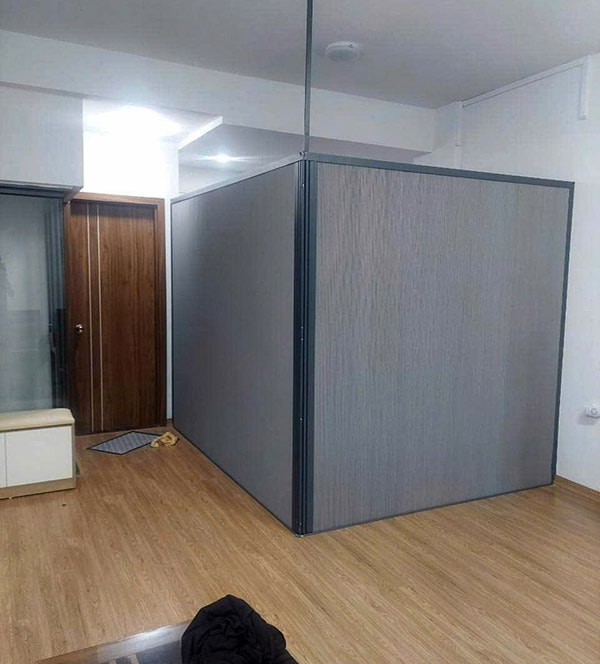 Cửa kéo ngăn phòng máy lạnh