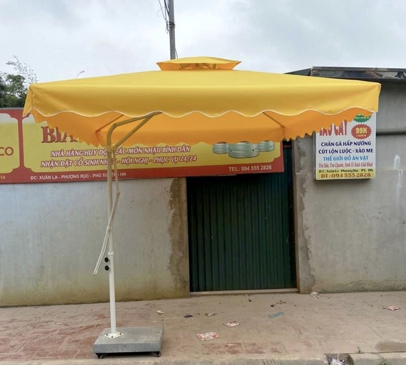 ô lệch tâm màu vàng