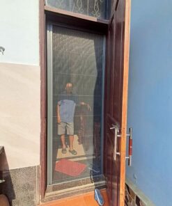 cửa ngăn côn trùng lắp cho nhà riêng quận Long Biên