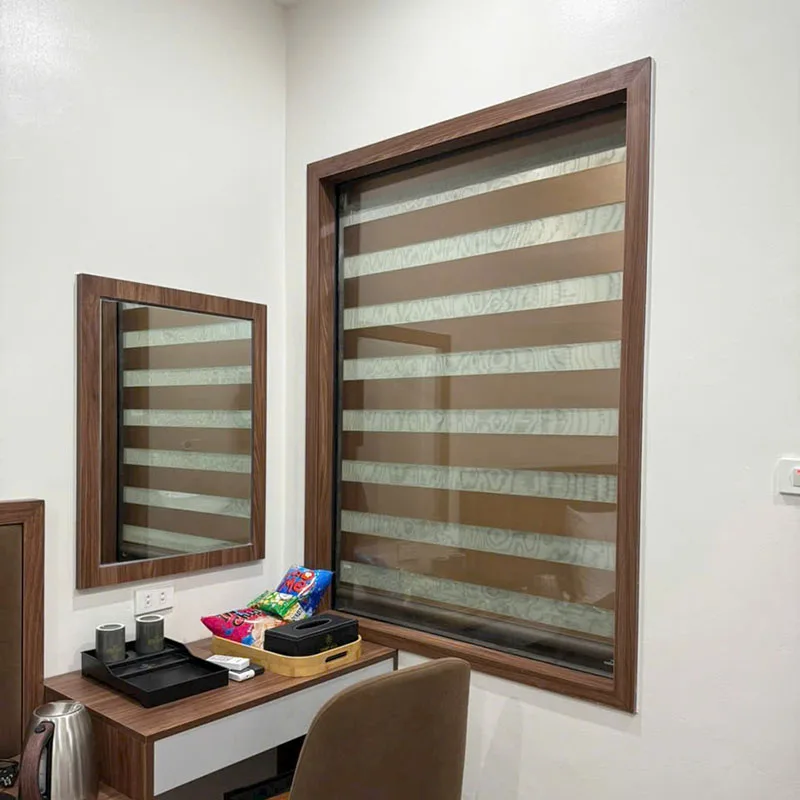 cách chọn rèm cầu vồng đẹp