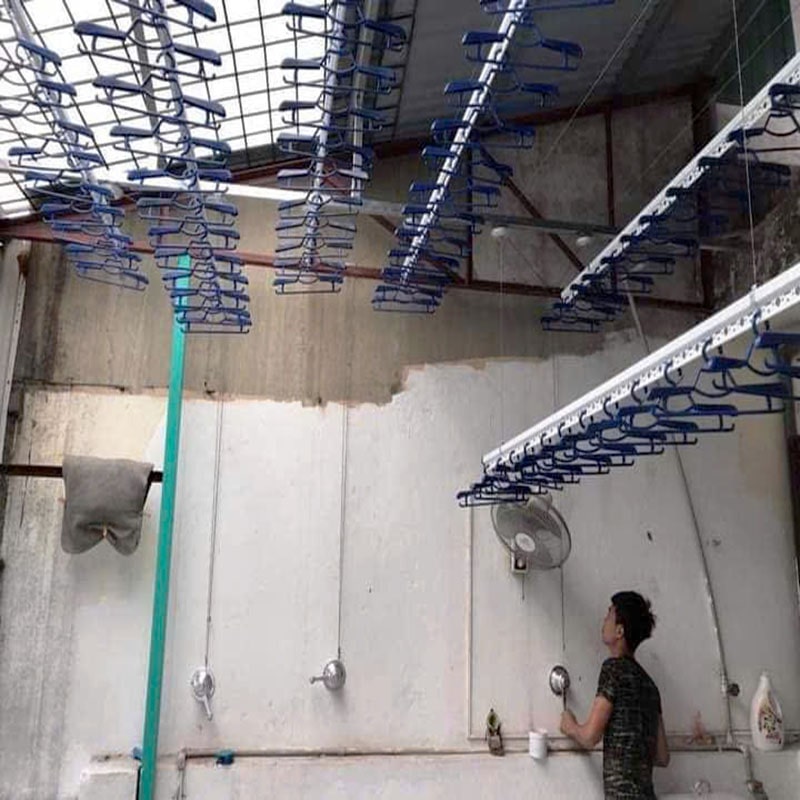 giàn phơi gắn trần Hòa Phát