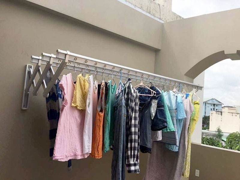 Giàn phơi gắn tường Hà Nội  